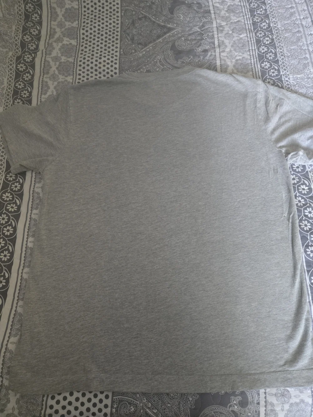 True Religion 'TRUE' Graphic Tee in Gray & Blue Size Large